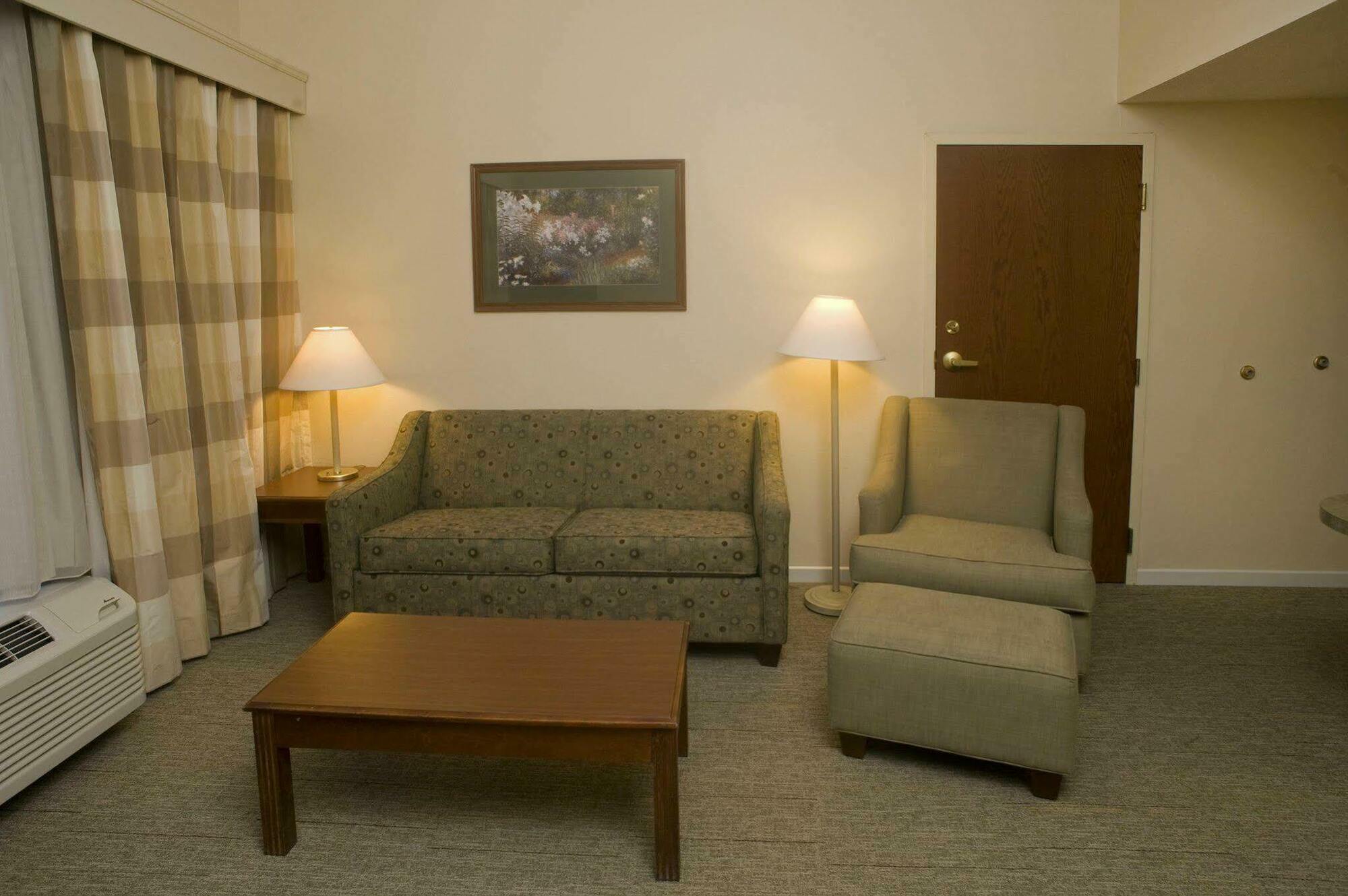 Hampton Inn & Suites Спрингфийлд Екстериор снимка